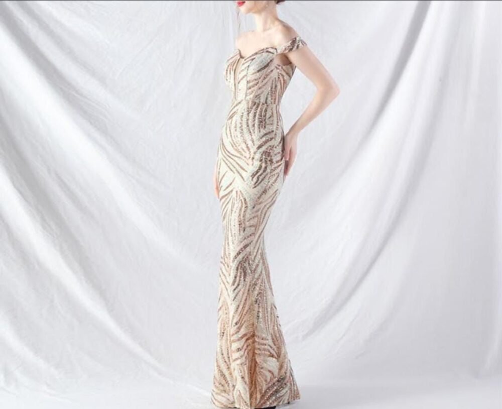 Vestido tonalidades dorado